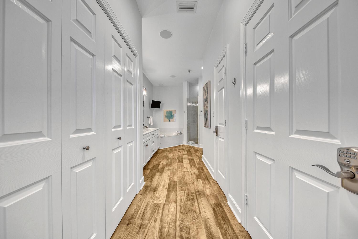Newly Renovated Overlooking The Seacrest Village Pool And Beach Access Rosemary Beach Exteriör bild