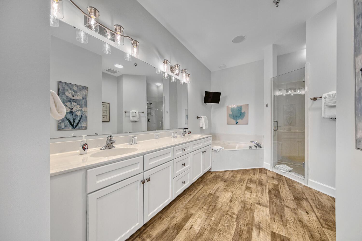 Newly Renovated Overlooking The Seacrest Village Pool And Beach Access Rosemary Beach Exteriör bild