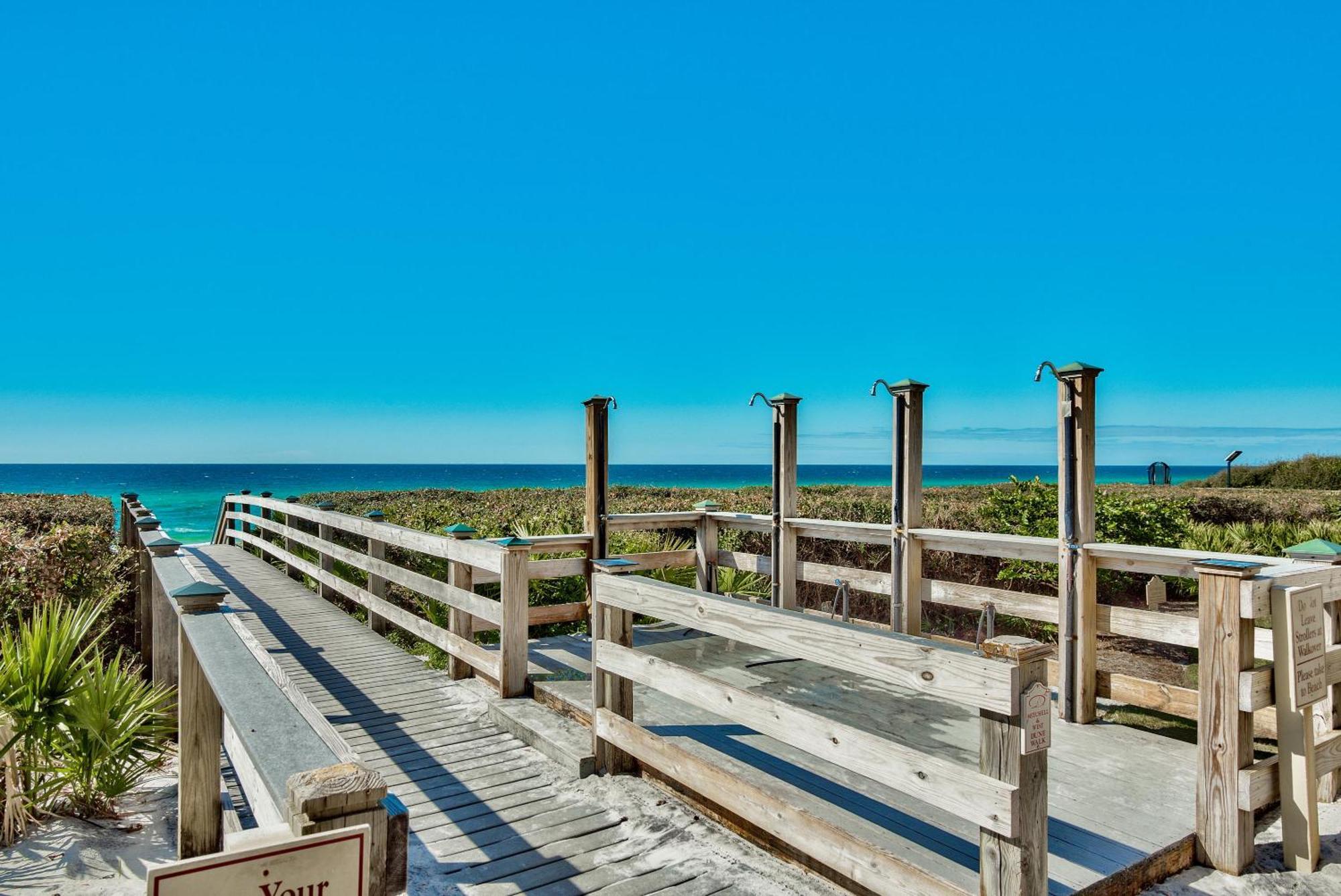 Newly Renovated Overlooking The Seacrest Village Pool And Beach Access Rosemary Beach Exteriör bild